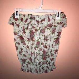 Ruffled Strapless Top